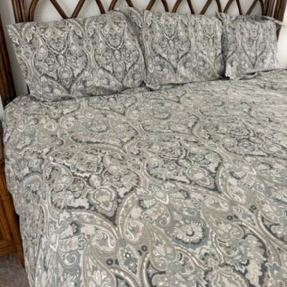 Pottery Barn Percale King Duvet Cover and Standard Pillow Shams (3) - Picture 2 of 4